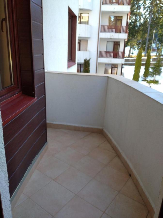 Apart Hotel Flora Residence - Clover Building Flat 09 โบโรเวทส์ ภายนอก รูปภาพ